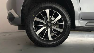 2018 MITSUBISHI PAJERO SPORT gallery