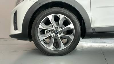 2021 KIA STONIC gallery