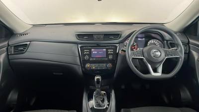 2017 NISSAN X-TRAIL interior