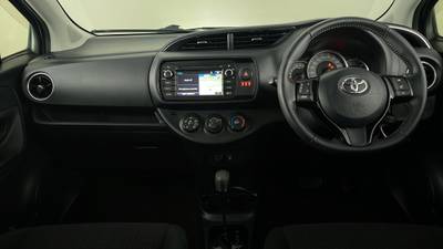 2018 TOYOTA YARIS interior