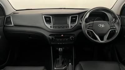 2016 HYUNDAI TUCSON interior