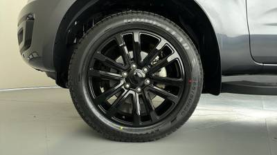 2019 FORD EVEREST gallery