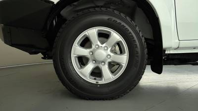 2019 ISUZU MU-X gallery