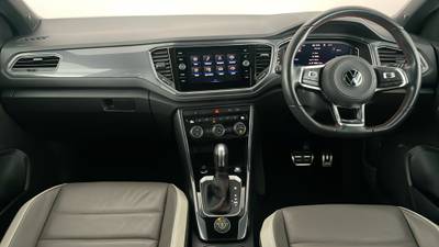 2021 VOLKSWAGEN T-ROC interior