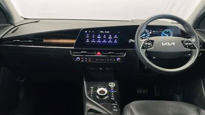 2023 KIA NIRO interior