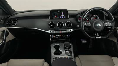 2020 KIA STINGER interior