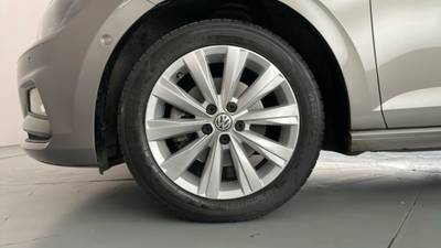 2018 VOLKSWAGEN POLO gallery