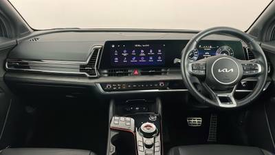 2023 KIA SPORTAGE interior