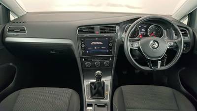 2018 VOLKSWAGEN GOLF interior