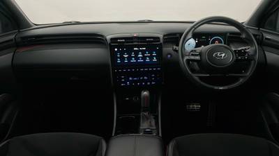 2022 HYUNDAI TUCSON interior