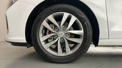 2019 HYUNDAI I30 gallery