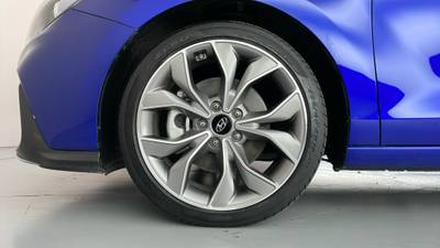 2019 HYUNDAI I30 gallery