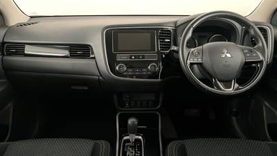 2018 MITSUBISHI OUTLANDER interior