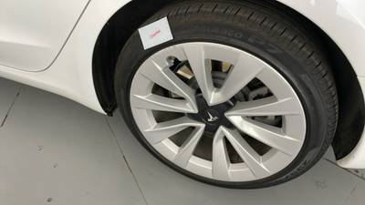 2021 Tesla Model 3 imperfections