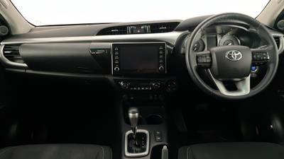 2021 TOYOTA HILUX interior