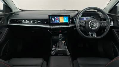 2023 MG MG5 interior