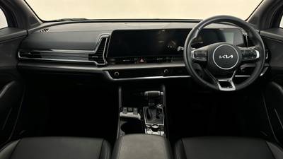 2023 KIA SPORTAGE interior