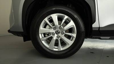 2022 TOYOTA YARIS CROSS gallery