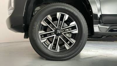 2022 MITSUBISHI PAJERO SPORT gallery