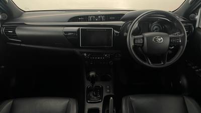 2019 TOYOTA HILUX interior