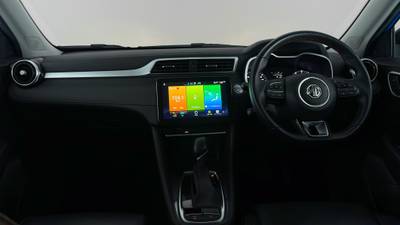 2022 MG ZST interior