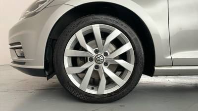 2017 VOLKSWAGEN GOLF gallery