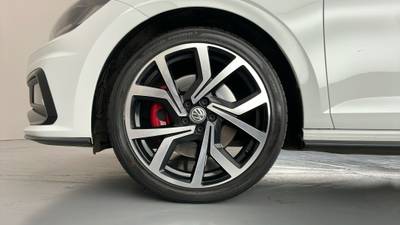 2020 VOLKSWAGEN POLO gallery