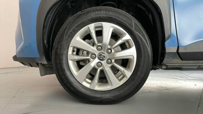 2023 TOYOTA YARIS CROSS gallery