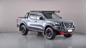 2022 NISSAN NAVARA