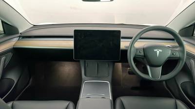 2023 TESLA MODEL 3 interior