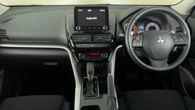 2020 MITSUBISHI ECLIPSE CROSS interior