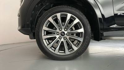 2023 FORD EVEREST gallery