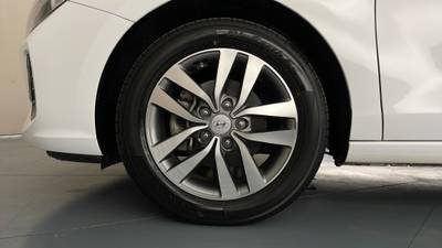 2019 HYUNDAI I30 gallery