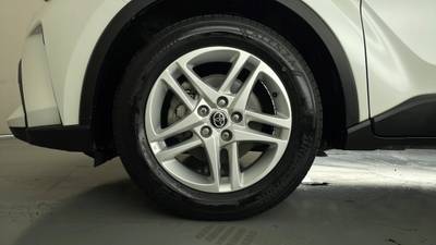 2021 TOYOTA C-HR gallery