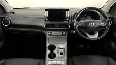 2019 HYUNDAI KONA interior