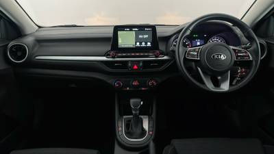 2020 KIA CERATO SPORT interior