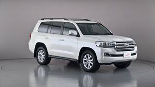 2019 TOYOTA LANDCRUISER