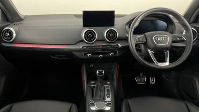 2023 AUDI SQ2 interior