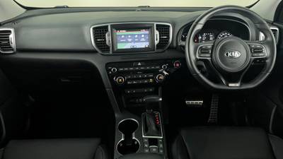 2016 KIA SPORTAGE interior