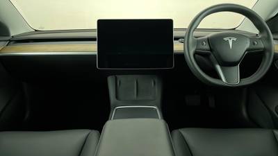 2021 TESLA MODEL 3 interior