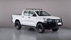 2020 TOYOTA HILUX