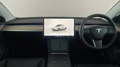 2022 TESLA MODEL 3 interior