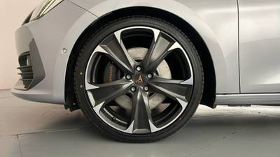 2022 CUPRA LEON gallery