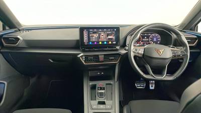2022 CUPRA LEON interior