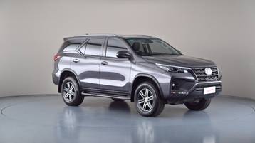2021 TOYOTA FORTUNER