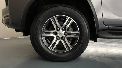 2021 TOYOTA FORTUNER gallery