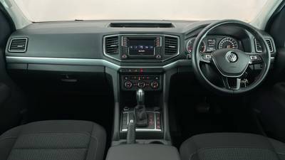 2020 VOLKSWAGEN AMAROK SPORT interior