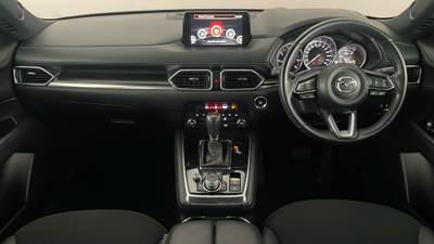 2022 MAZDA CX-8 interior