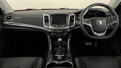 2014 HSV CLUBSPORT interior