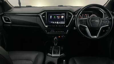 2020 ISUZU D-MAX interior
